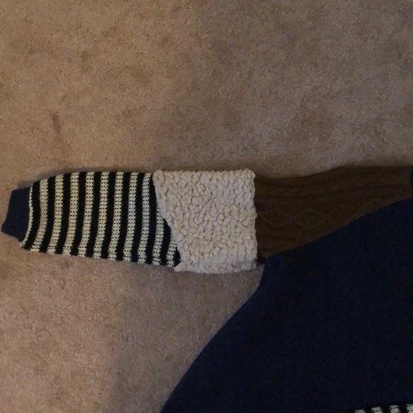 Hummingbird sweater - Picture 5 of 6